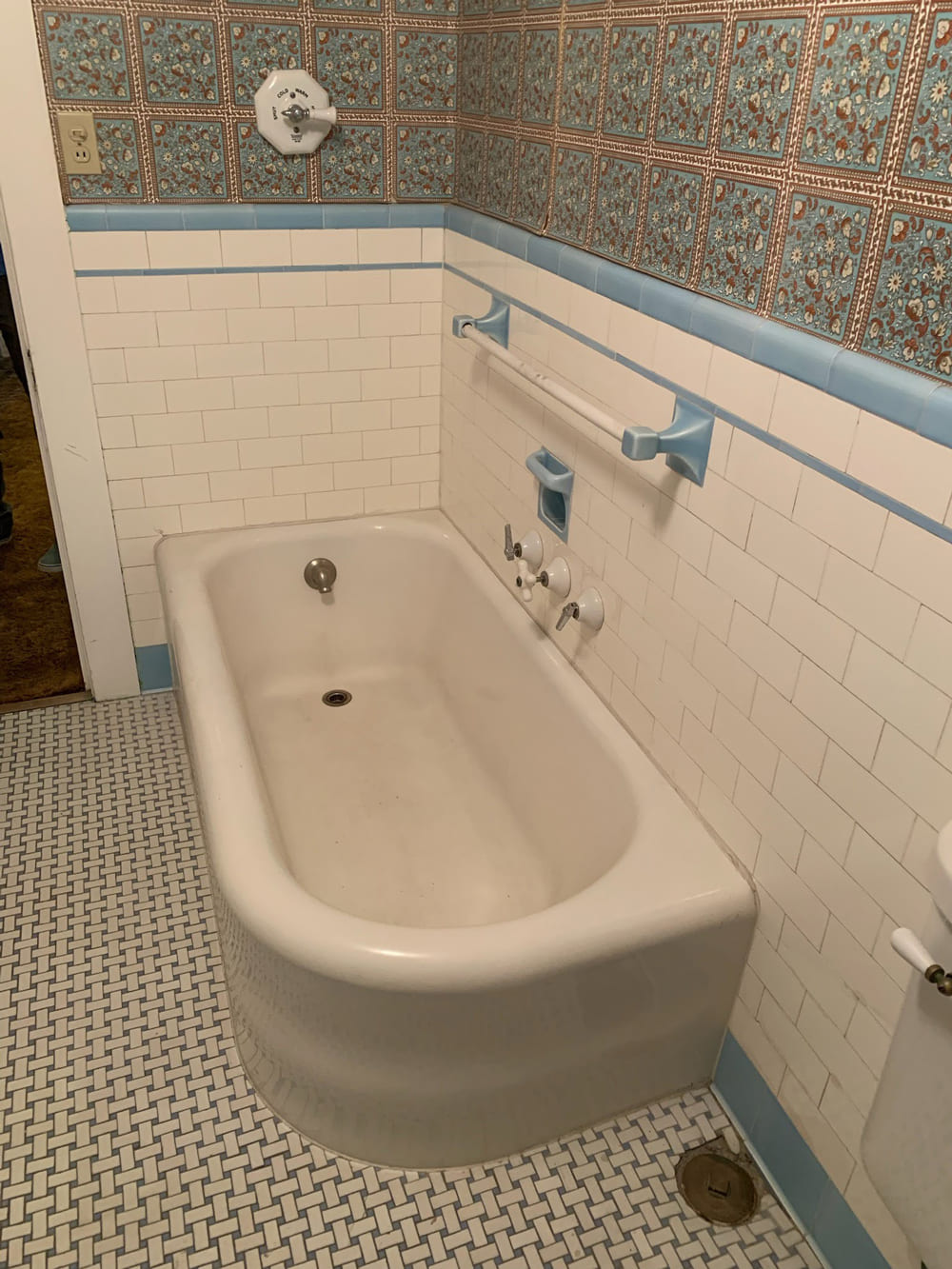 Plumbing-Tub